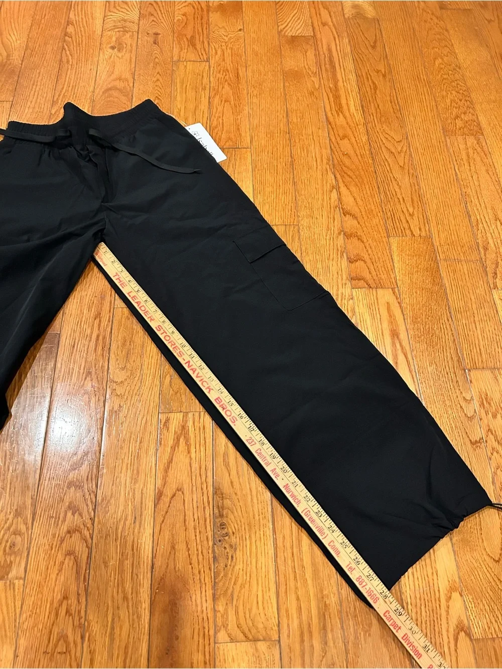 NWT‎ Isabella Active Wear Womens Small Cargo Pants Black Nylon Drawstring